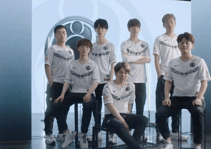 自己的对手 自己的对手